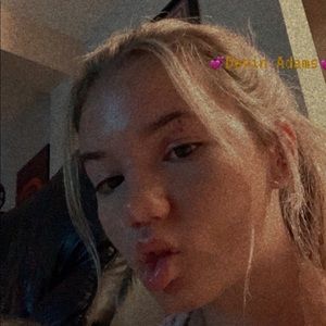 Meet your Posher, Devin